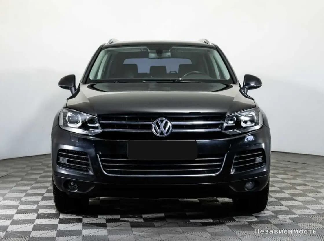 Volkswagen Touareg 2012 с пробегом — фото 2