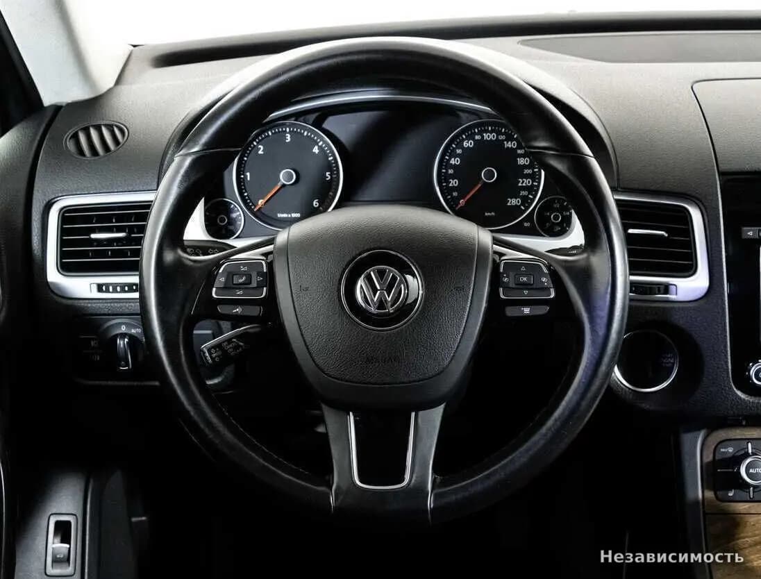 Volkswagen Touareg 2012 с пробегом — фото 10