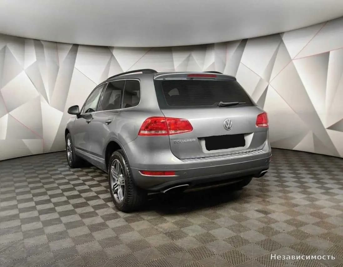 Volkswagen Touareg 2012 с пробегом — фото 4