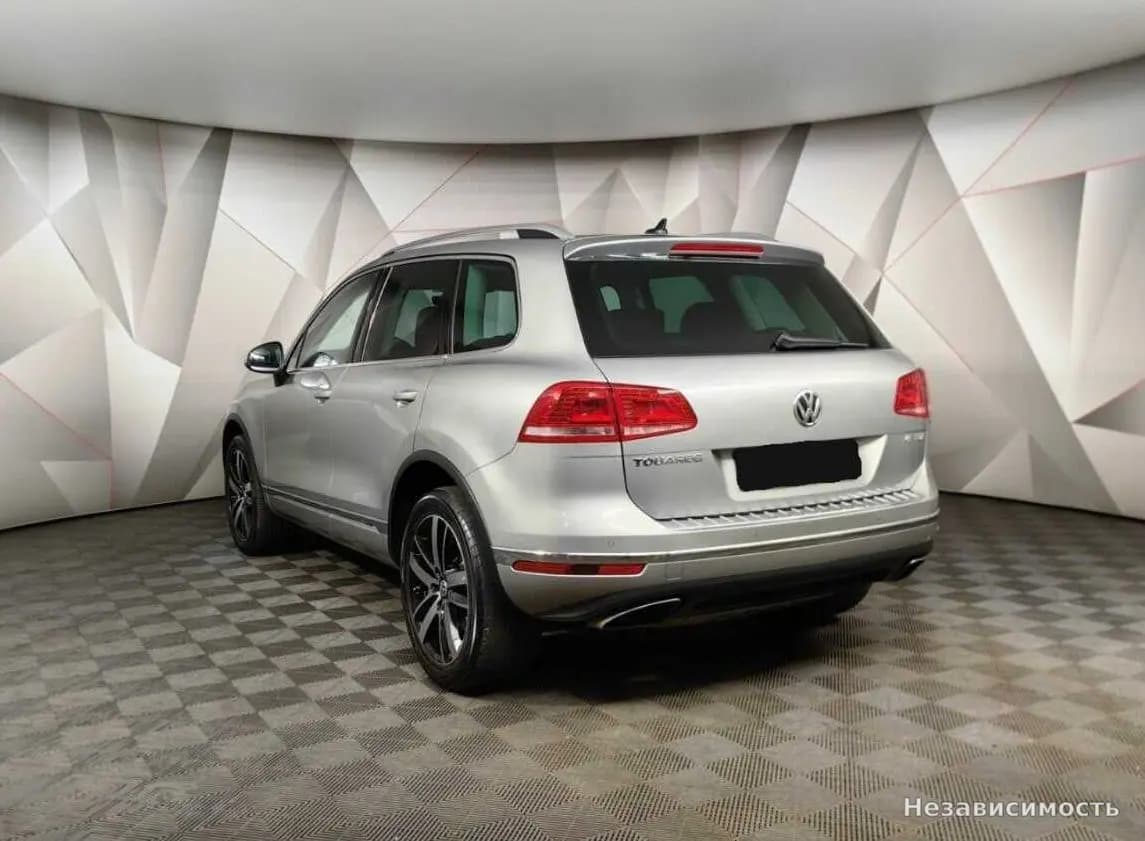 Volkswagen Touareg 2017 с пробегом — фото 4
