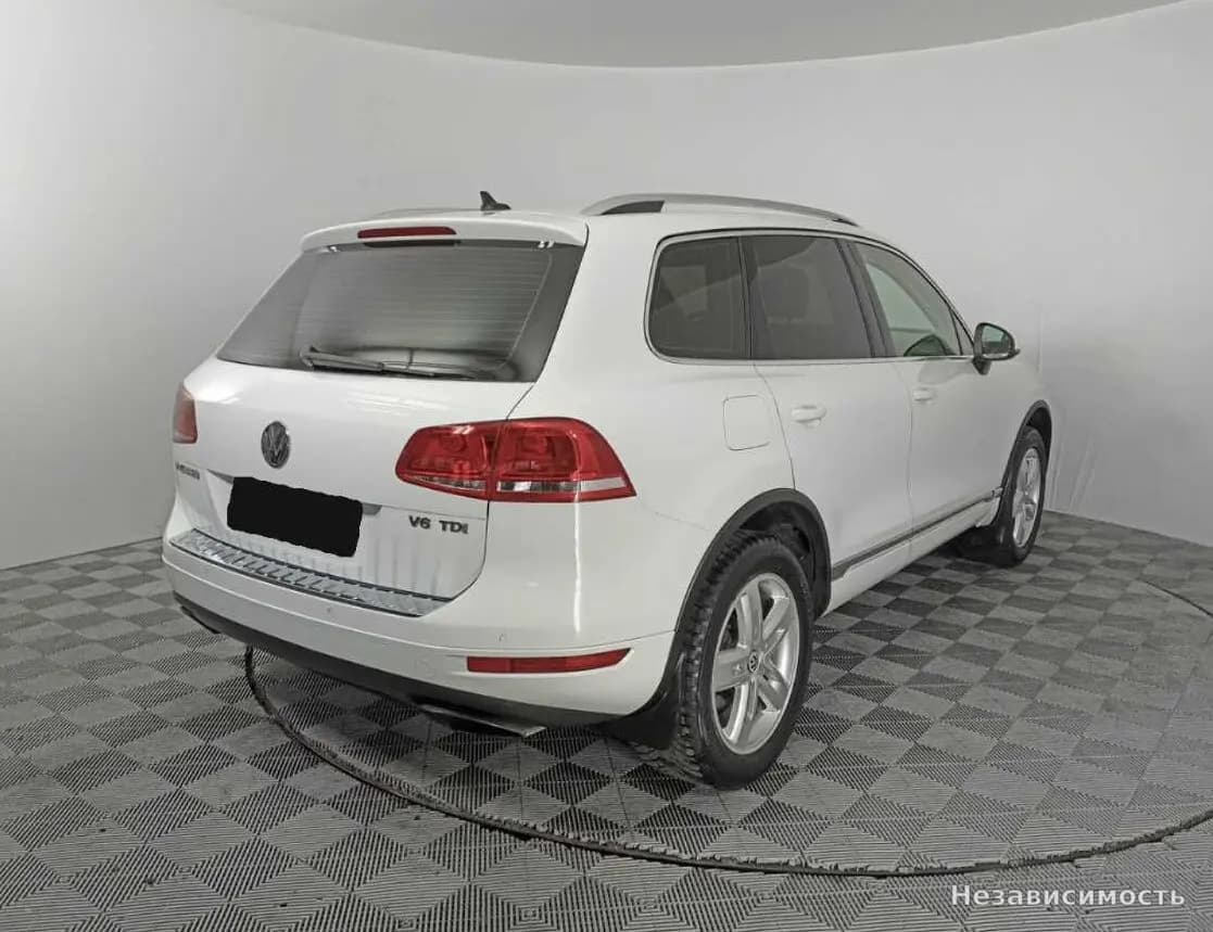 Volkswagen Touareg 2013 с пробегом — фото 5