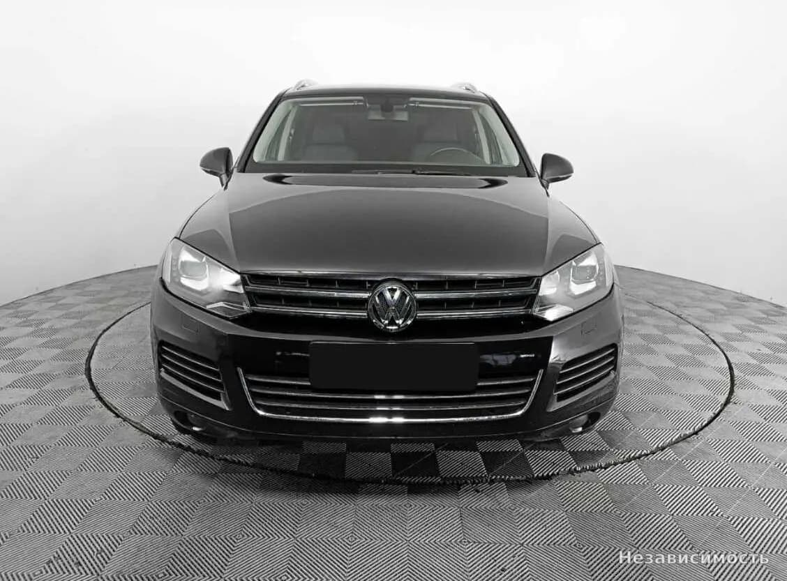 Volkswagen Touareg 2013 с пробегом — фото 2
