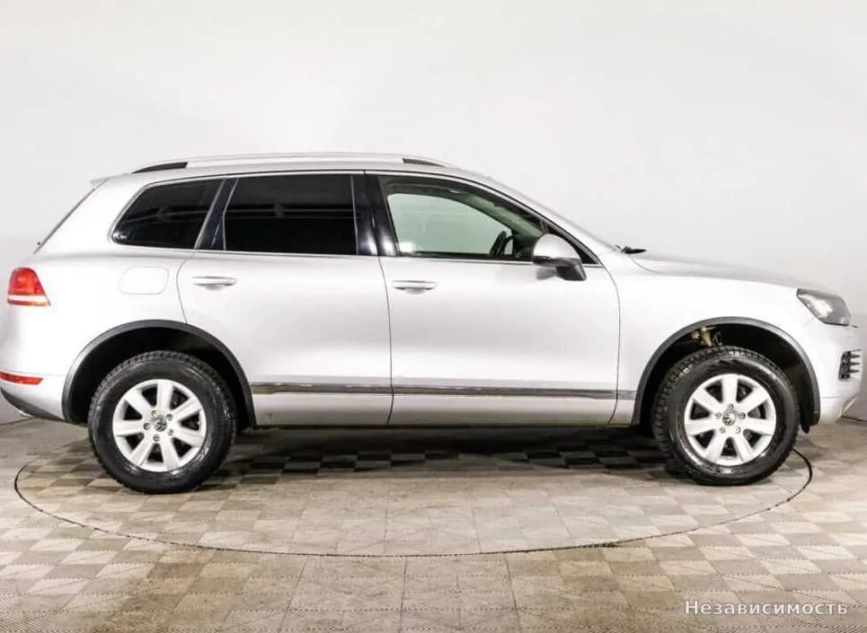 Volkswagen Touareg 2013 с пробегом — фото 4