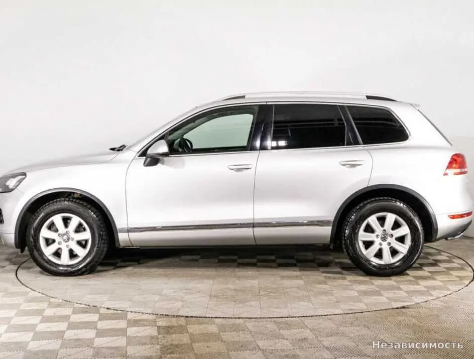 Volkswagen Touareg 2013 с пробегом — фото 8