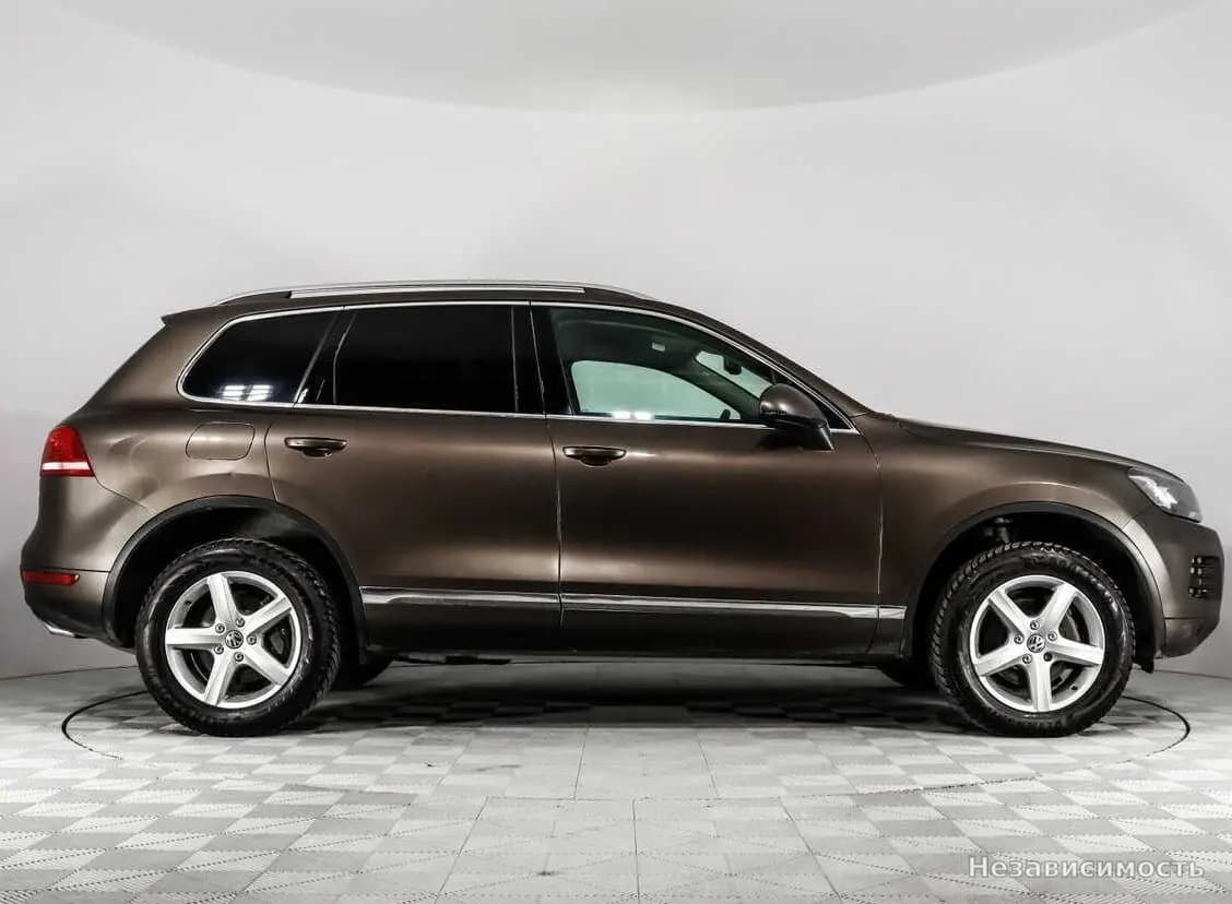 Volkswagen Touareg 2012 с пробегом — фото 4