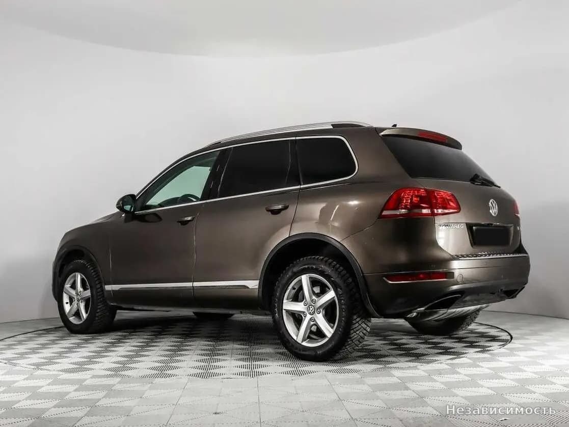 Volkswagen Touareg 2012 с пробегом — фото 7