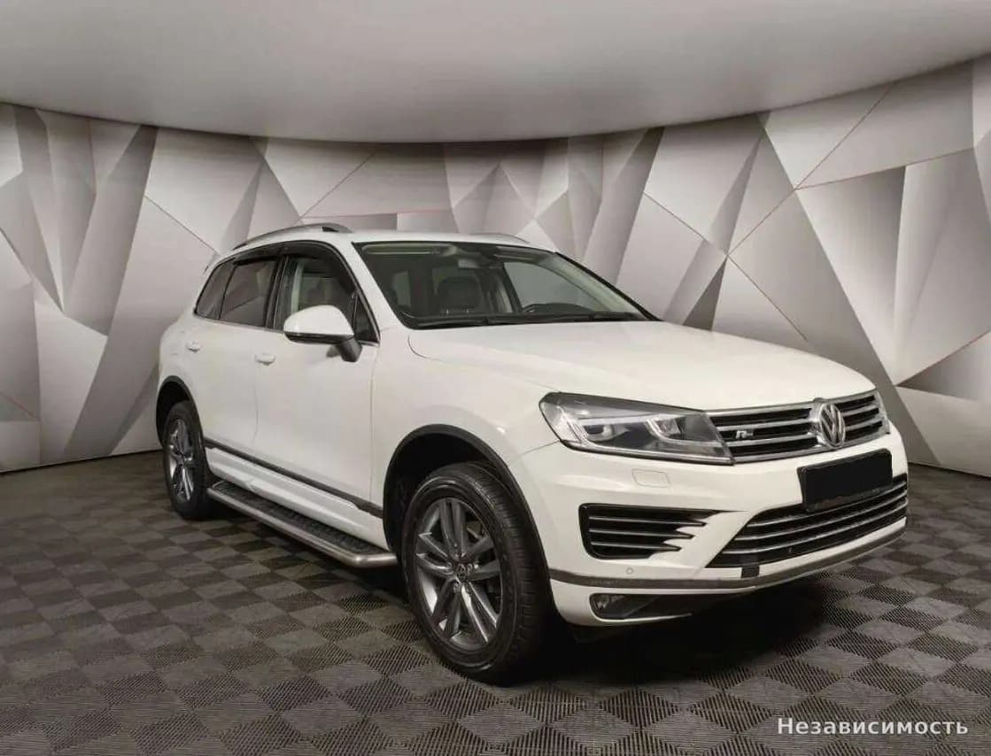 Volkswagen Touareg 2016 с пробегом — фото 3