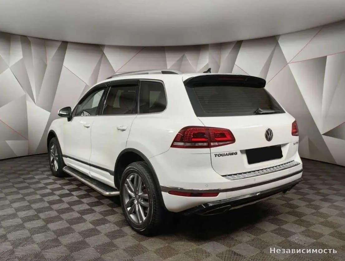 Volkswagen Touareg 2016 с пробегом — фото 4