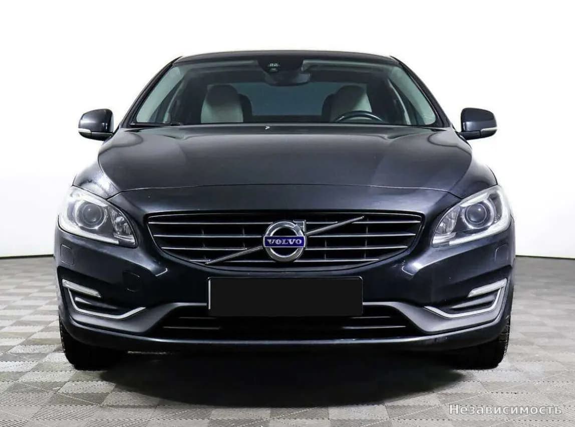Volvo S60 2014 с пробегом — фото 2