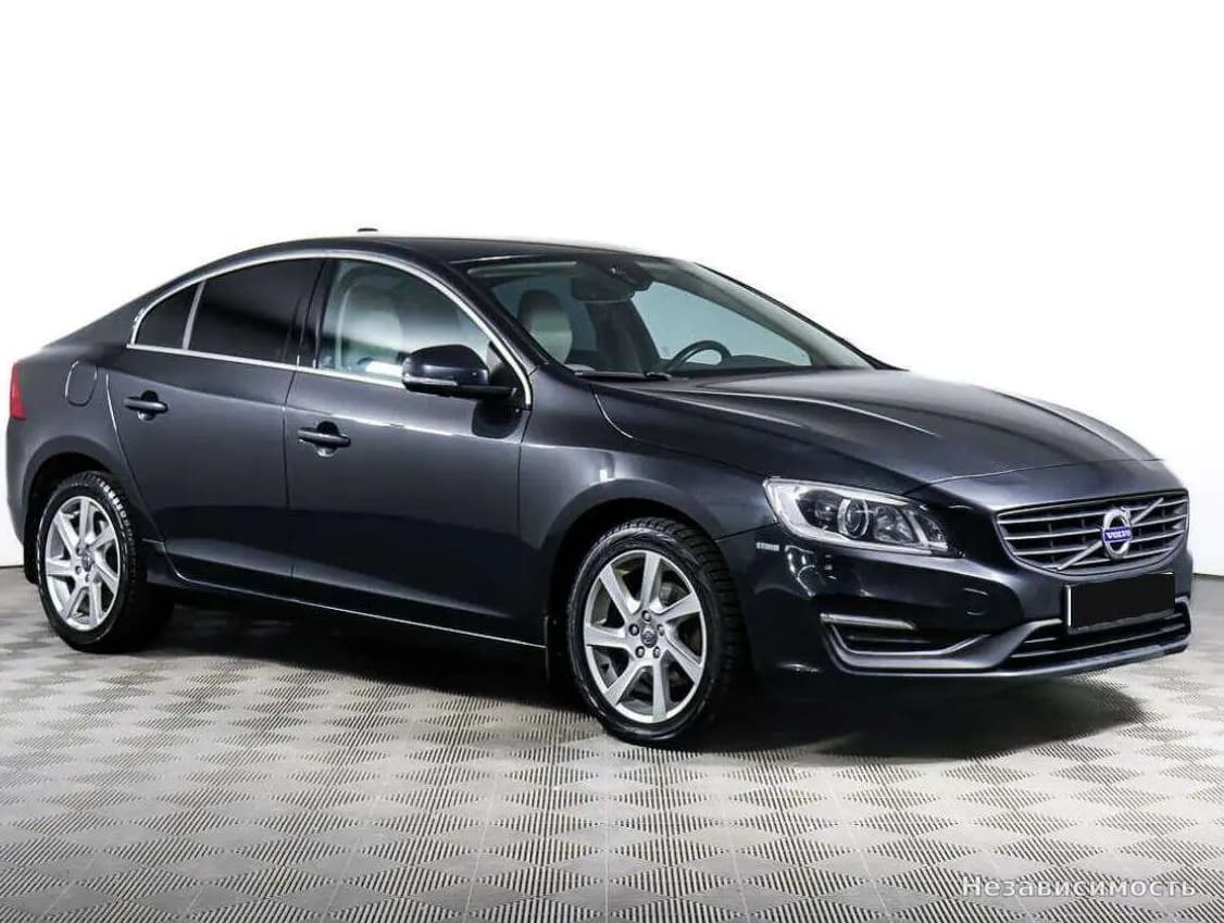 Volvo S60 2014 с пробегом — фото 3