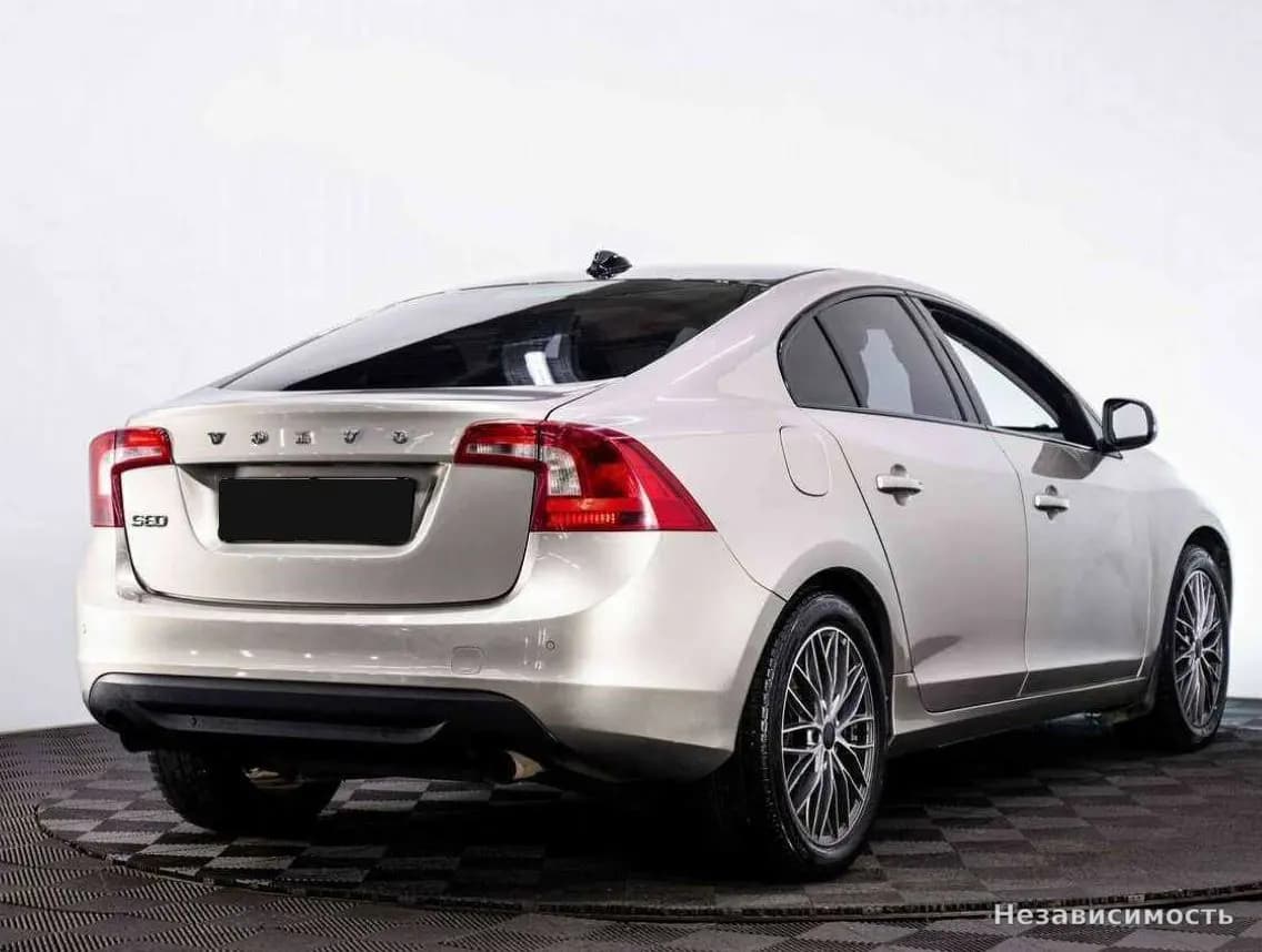 Volvo S60 2012 с пробегом — фото 6