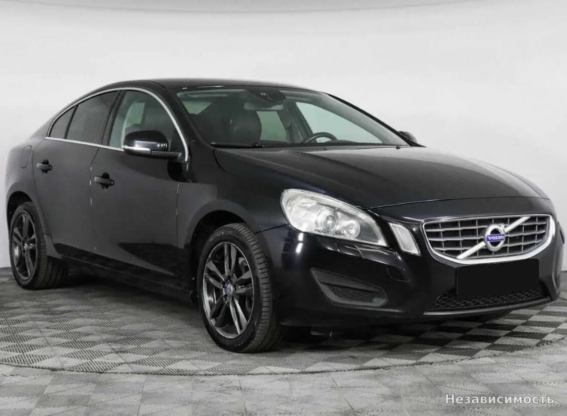 Volvo S60 2012 с пробегом — фото 3