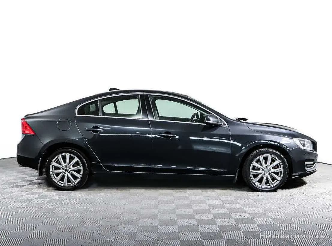 Volvo S60 2013 с пробегом — фото 3