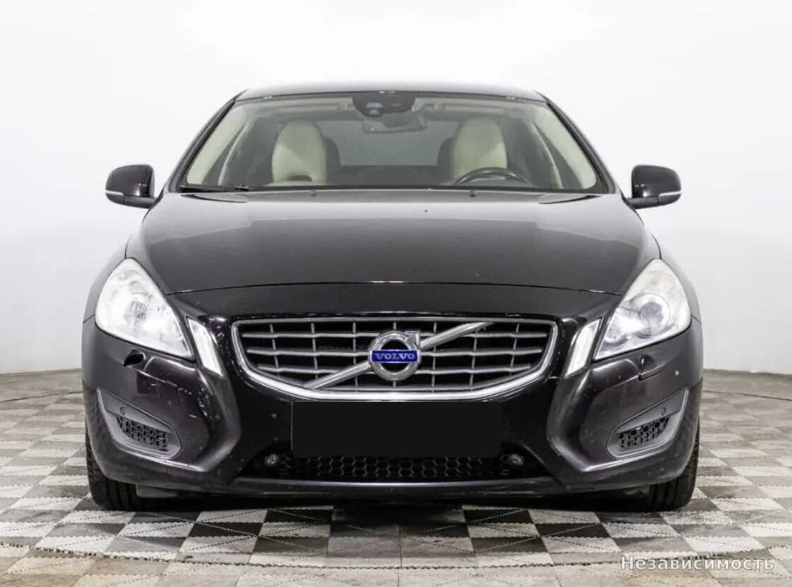 Volvo S60 2012 с пробегом — фото 2