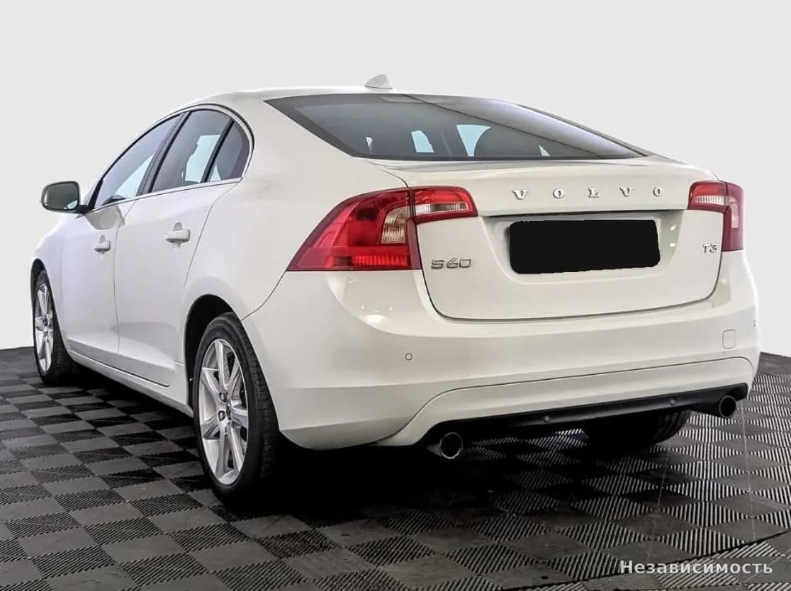 Volvo S60 2017 с пробегом — фото 7