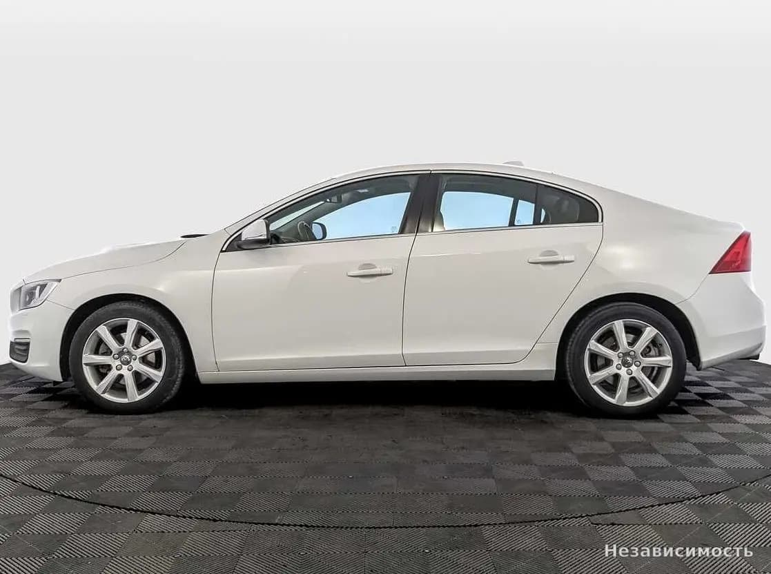 Volvo S60 2017 с пробегом — фото 8