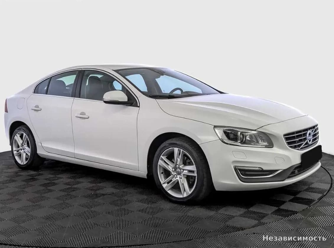 Volvo S60 2016 с пробегом — фото 3