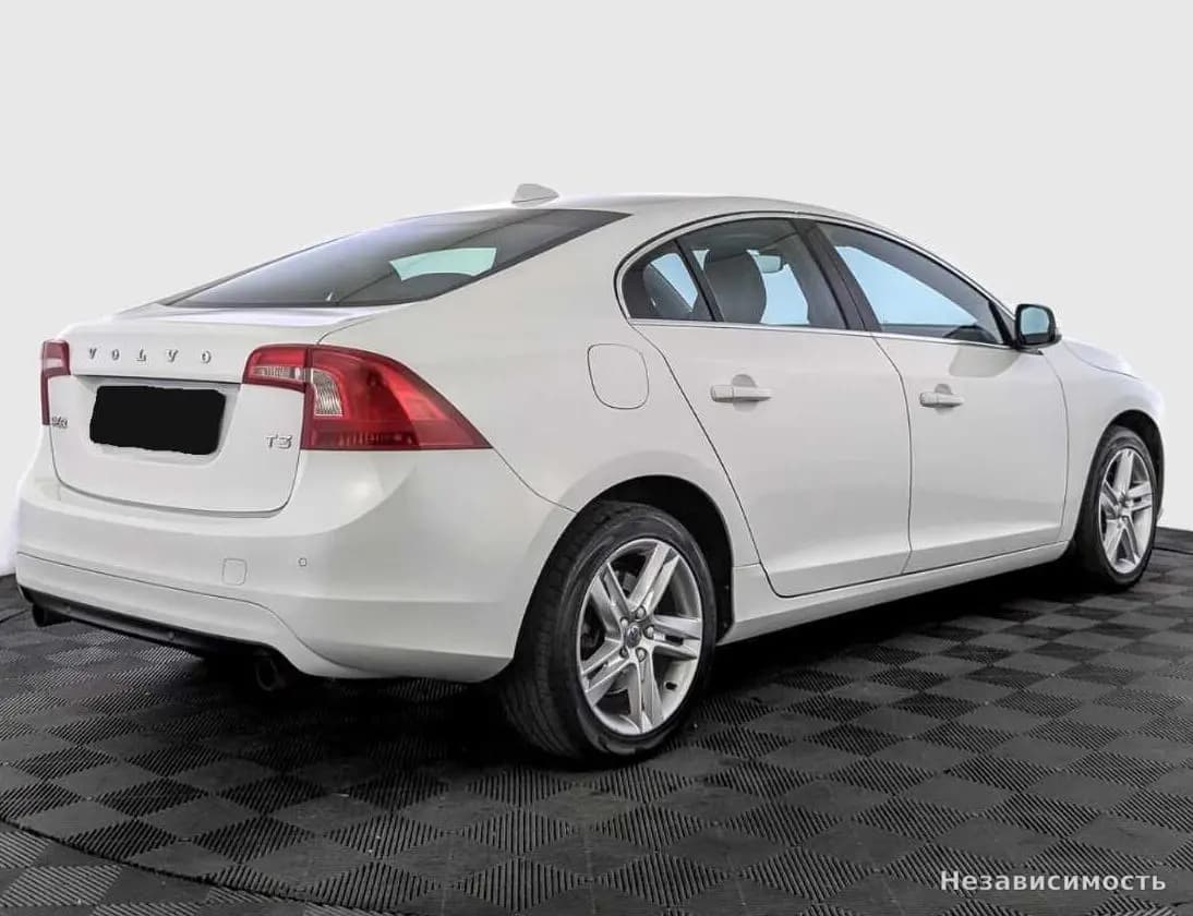 Volvo S60 2016 с пробегом — фото 5