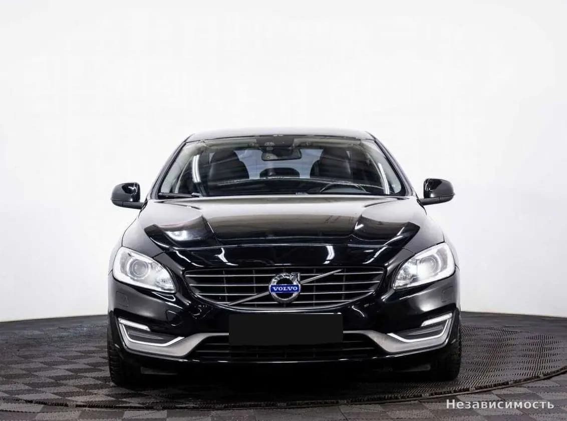 Volvo S60 2013 с пробегом — фото 2