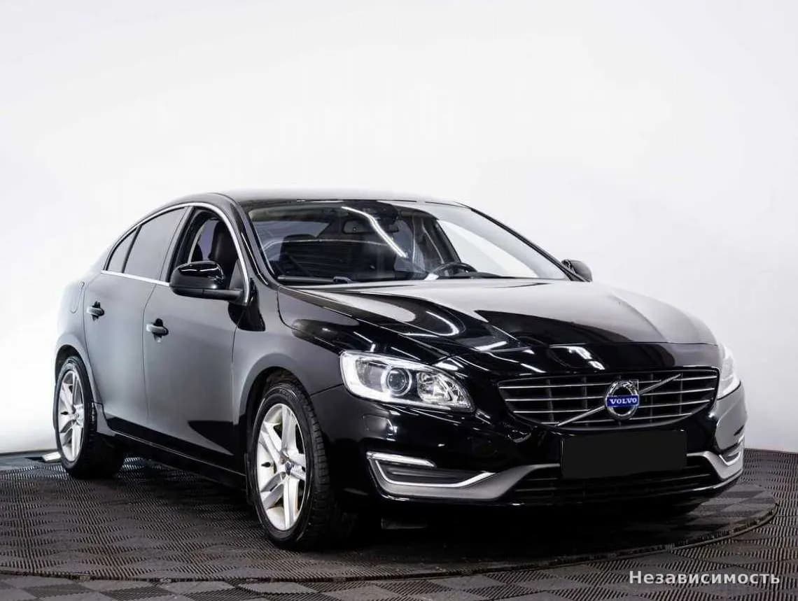Volvo S60 2013 с пробегом — фото 3