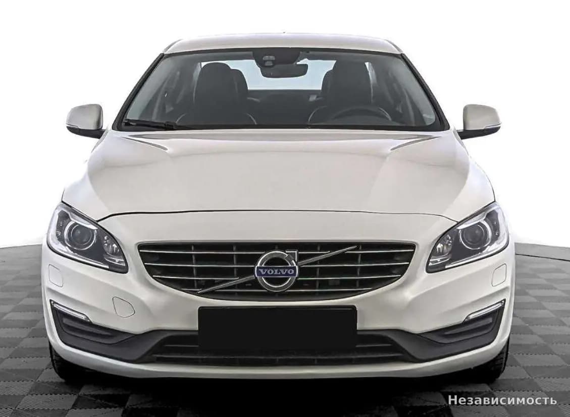 Volvo S60 2015 с пробегом — фото 2