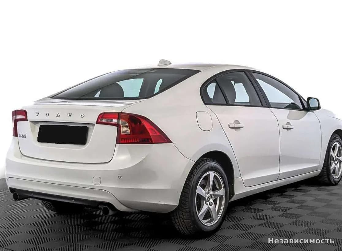 Volvo S60 2015 с пробегом — фото 5