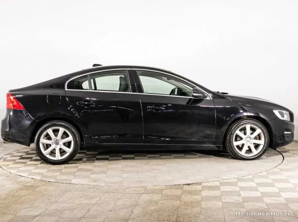 Volvo S60 2017 с пробегом — фото 4