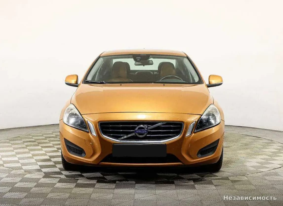 Volvo S60 2012 с пробегом — фото 2