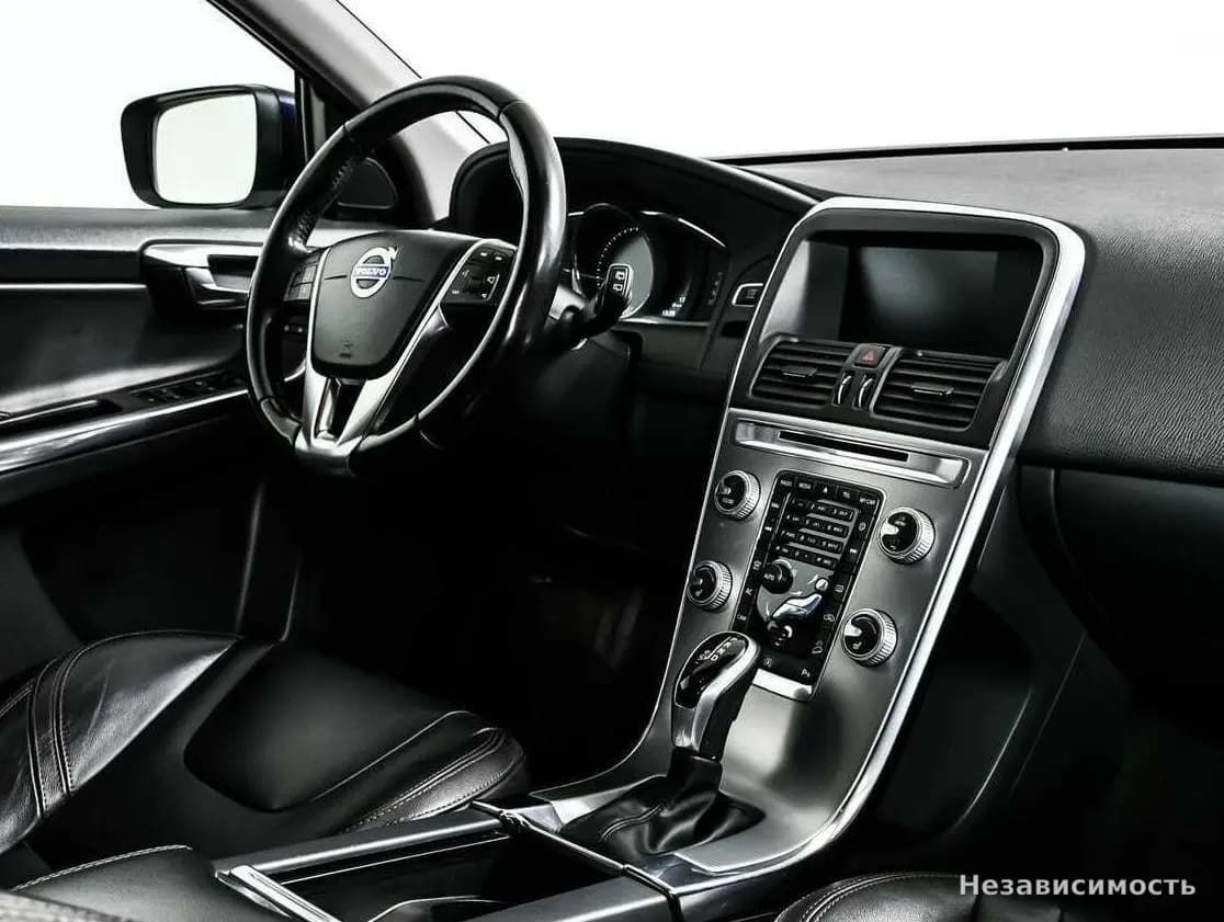 Volvo XC60 2017 с пробегом — фото 9