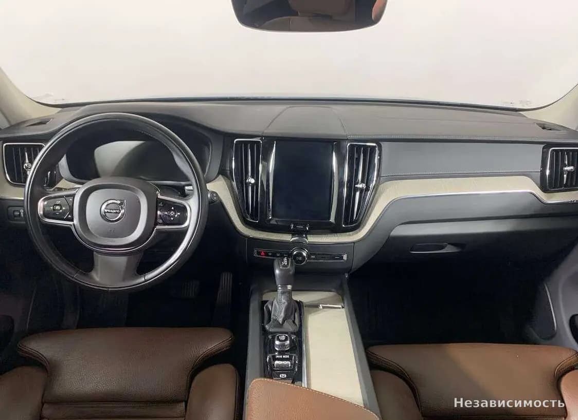Volvo XC60 2019 с пробегом — фото 10