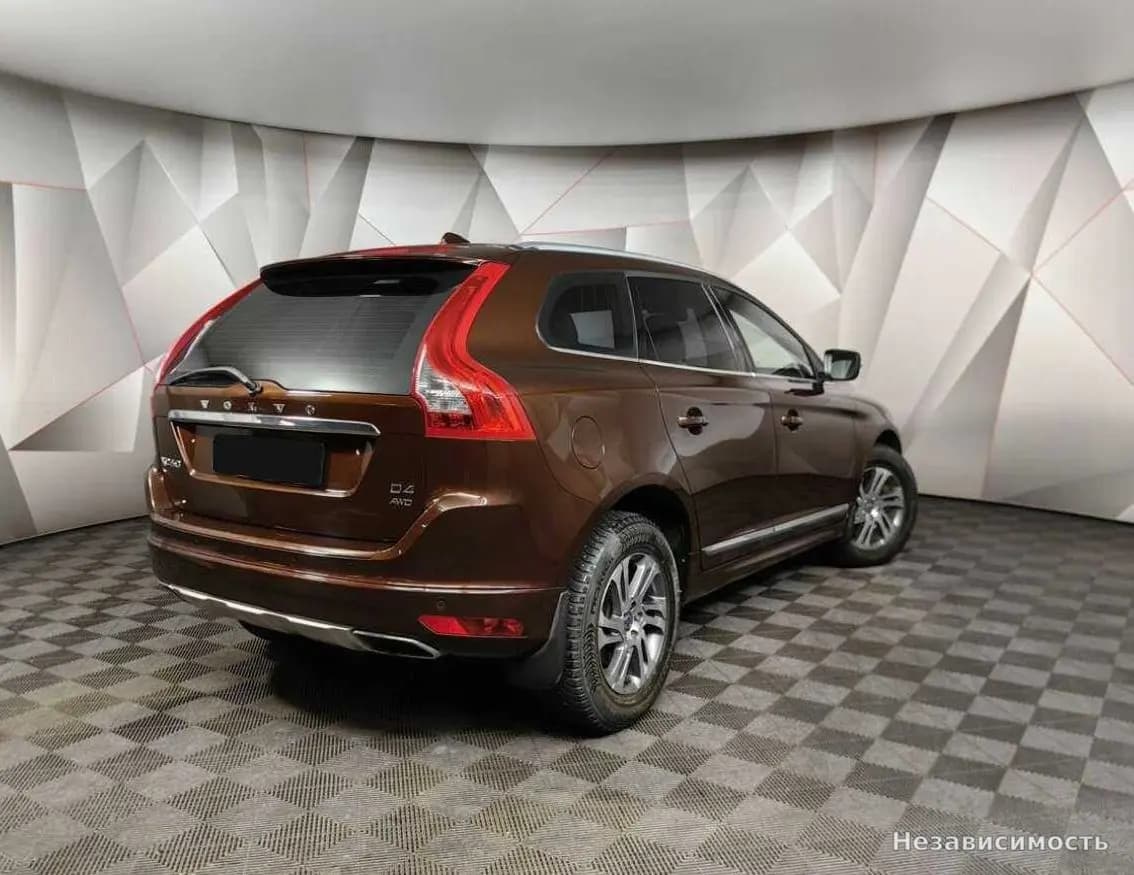 Volvo XC60 2015 с пробегом — фото 2