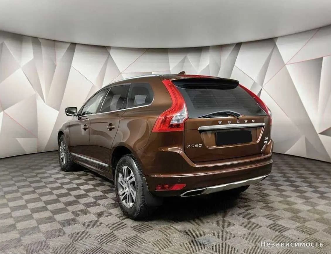 Volvo XC60 2015 с пробегом — фото 4