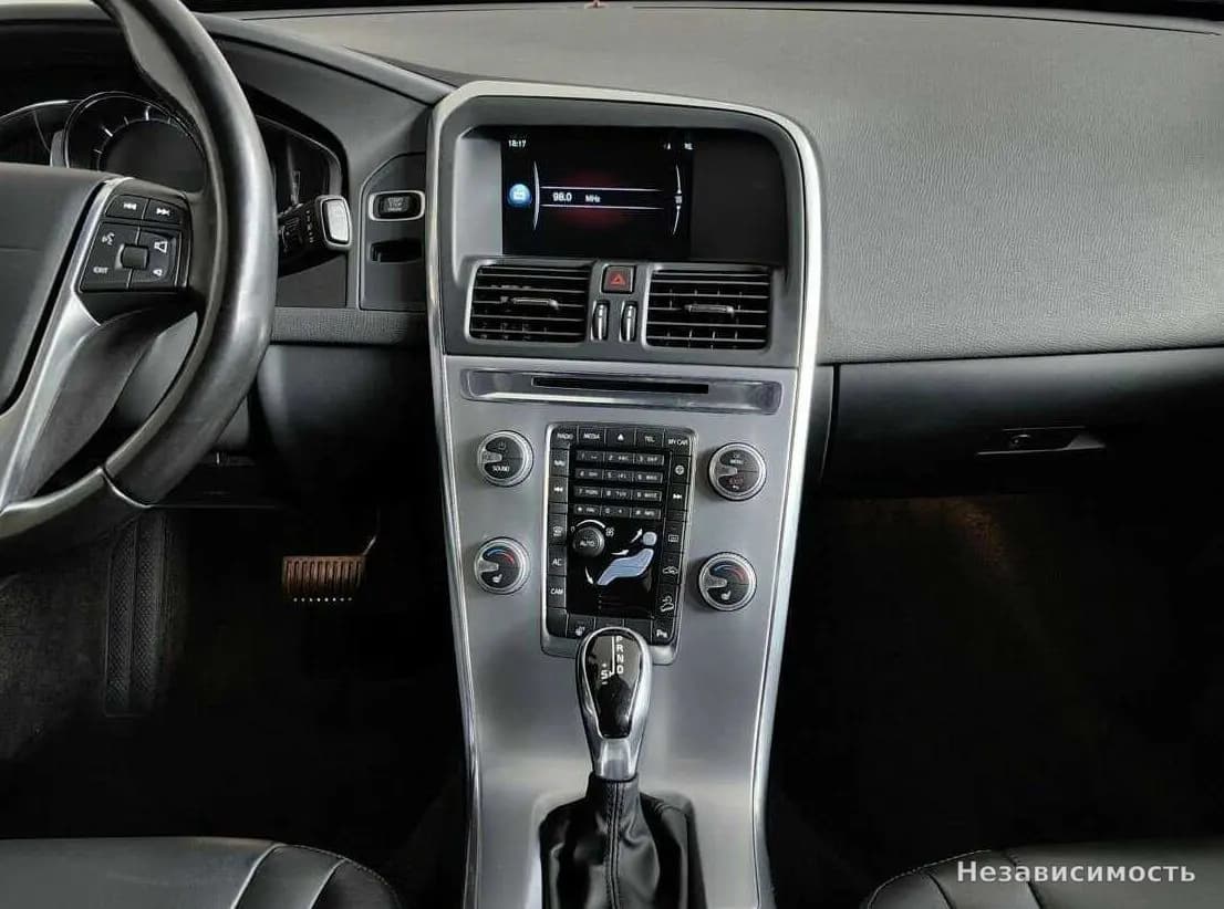 Volvo XC60 2016 с пробегом — фото 10