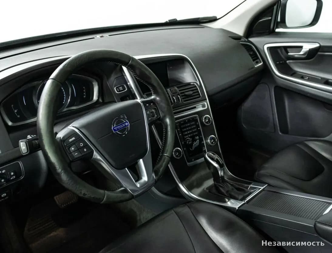 Volvo XC60 2014 с пробегом — фото 9