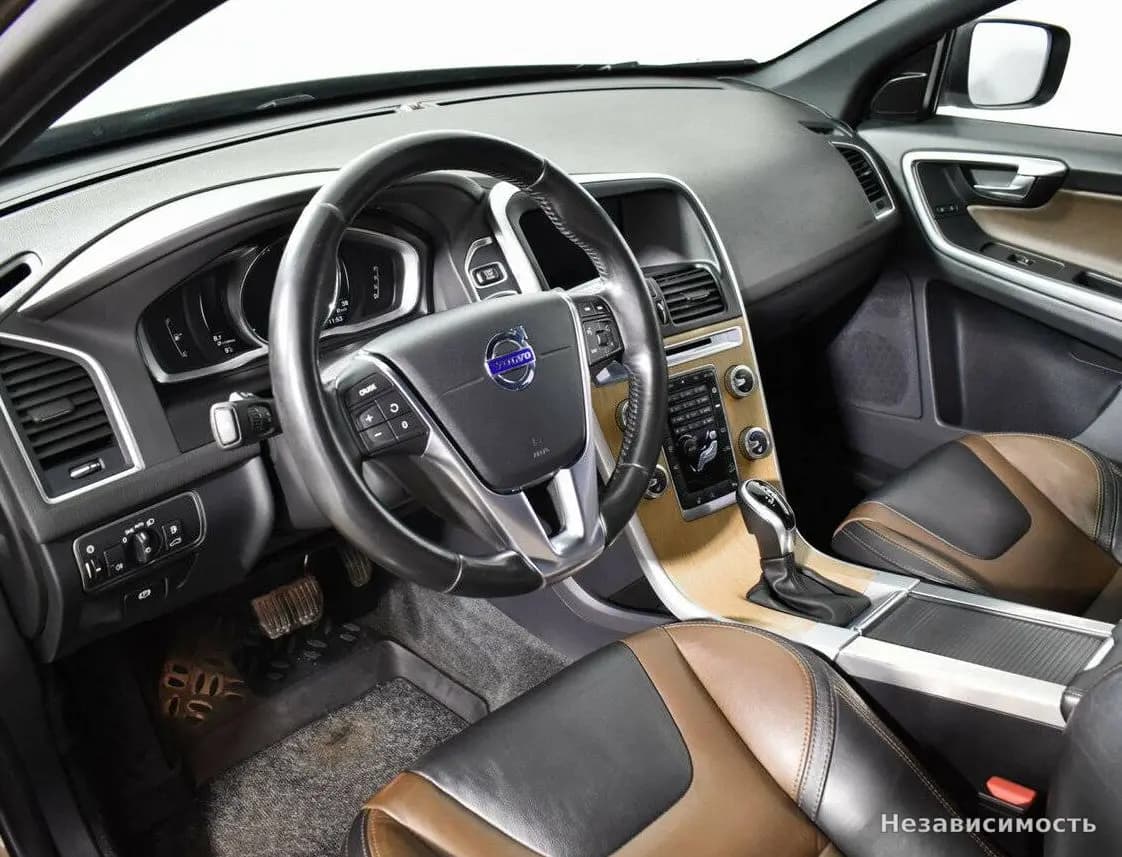 Volvo XC60 2017 с пробегом — фото 8
