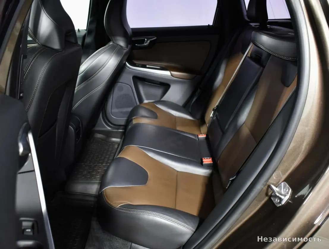 Volvo XC60 2017 с пробегом — фото 10