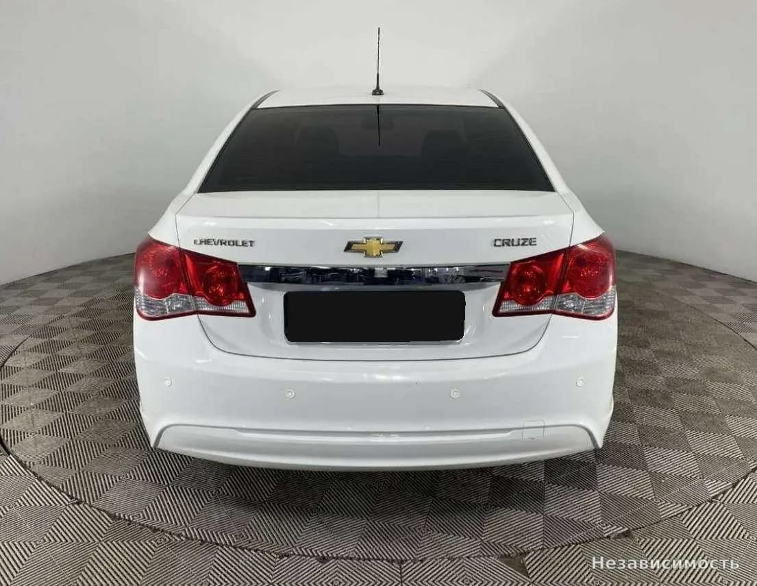 Chevrolet Cruze 2014 с пробегом — фото 3