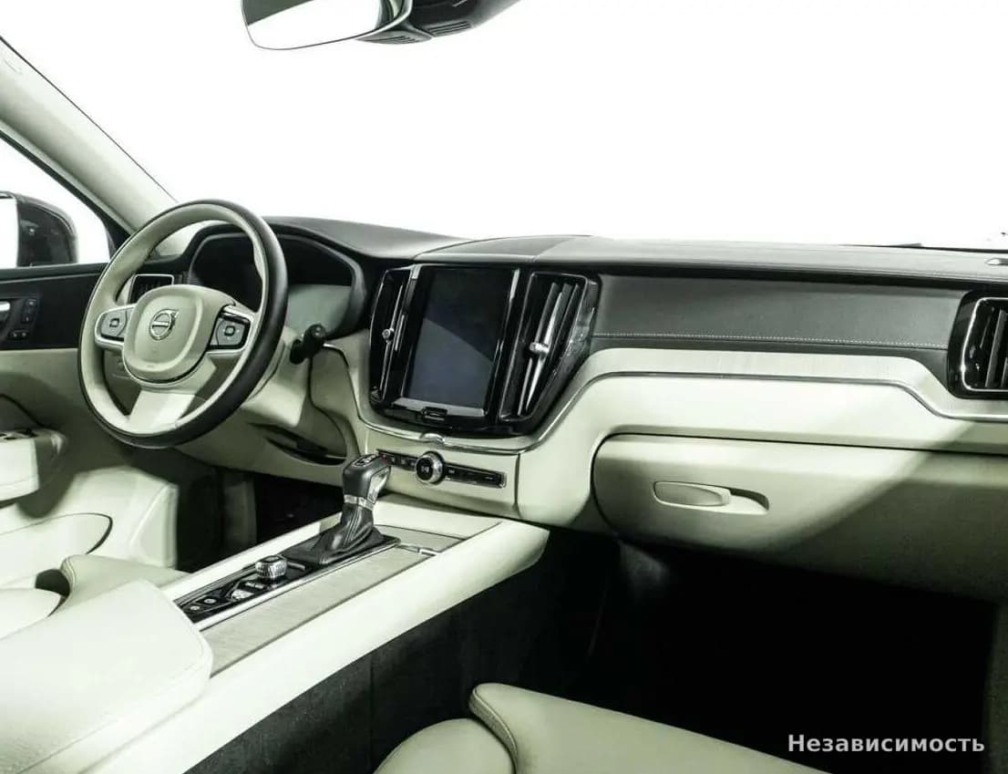 Volvo XC60 2018 с пробегом — фото 9