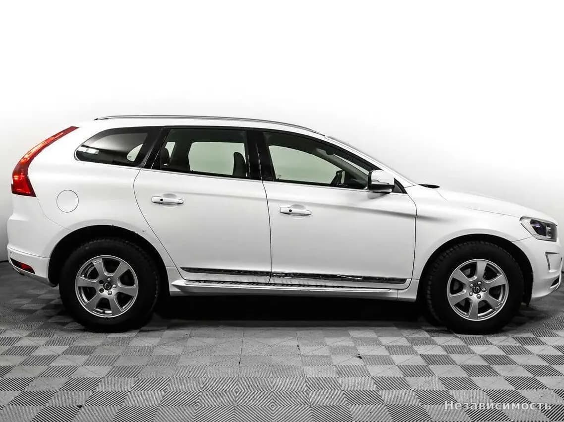 Volvo XC60 2015 с пробегом — фото 4