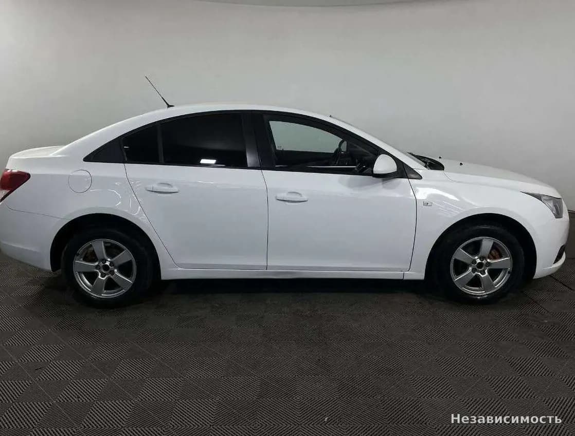 Chevrolet Cruze 2012 с пробегом — фото 3