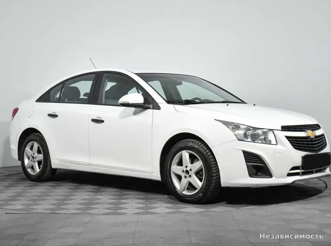 Chevrolet Cruze 2014 с пробегом — фото 3