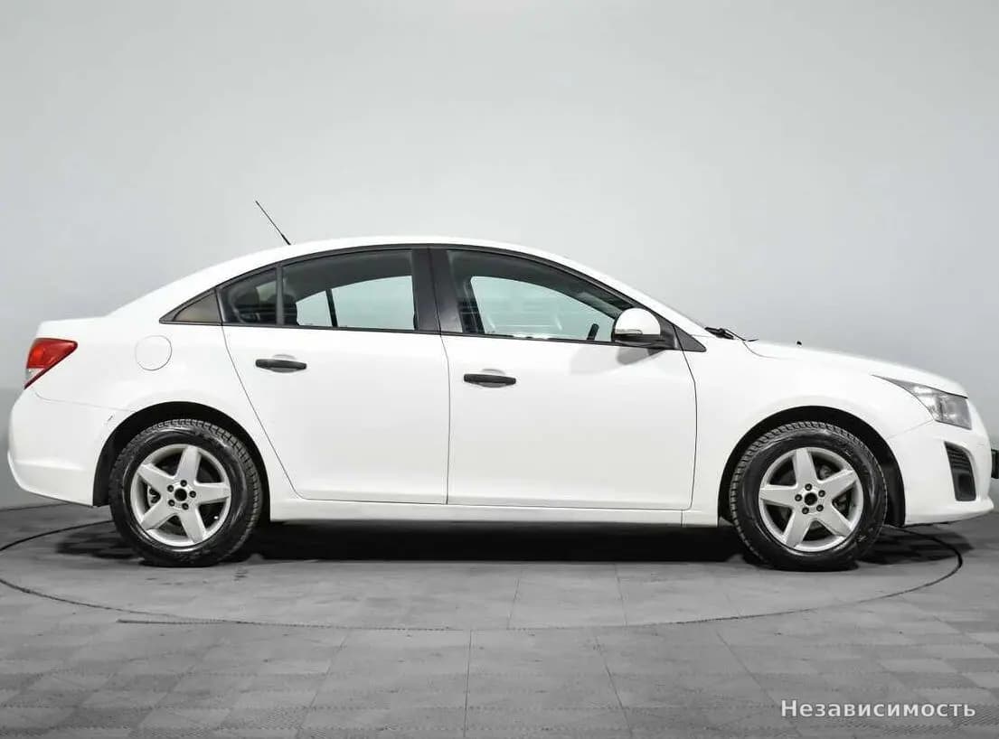 Chevrolet Cruze 2014 с пробегом — фото 4