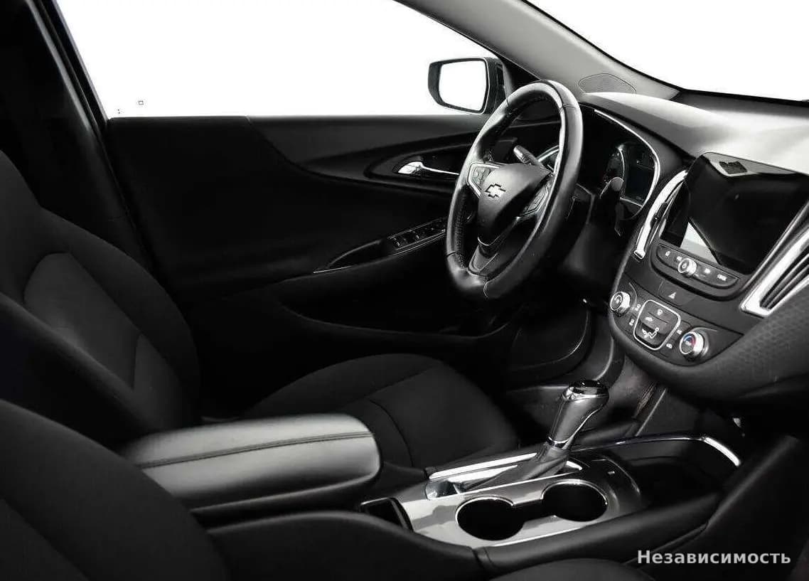 Chevrolet Malibu 2017 с пробегом — фото 7