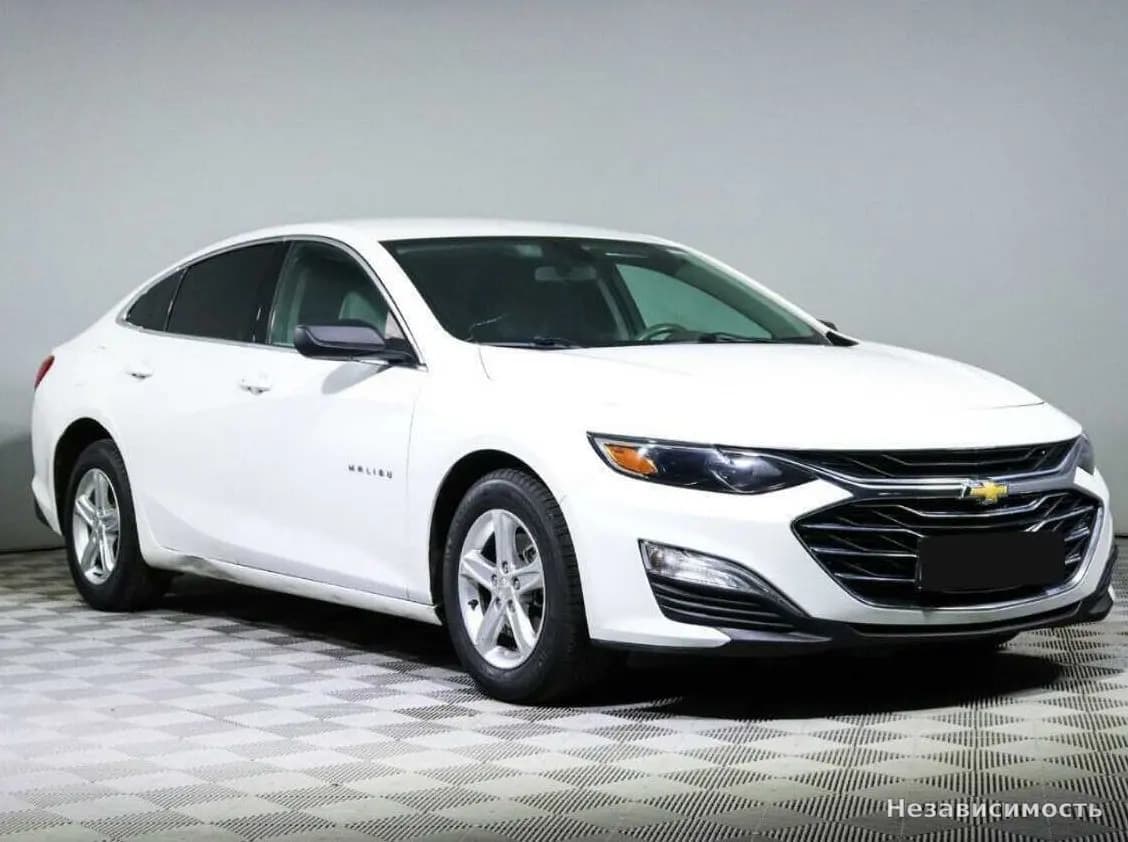 Chevrolet Malibu 2019 с пробегом — фото 3