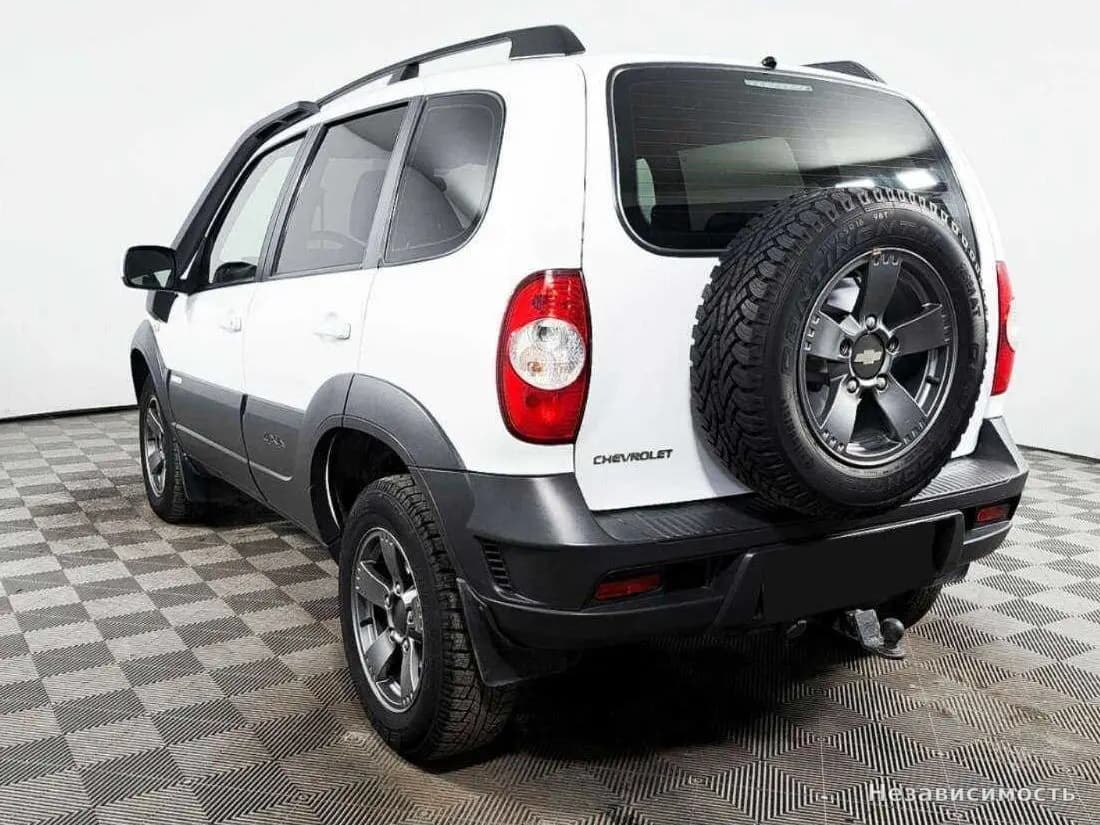 Chevrolet Niva 2017 с пробегом — фото 6