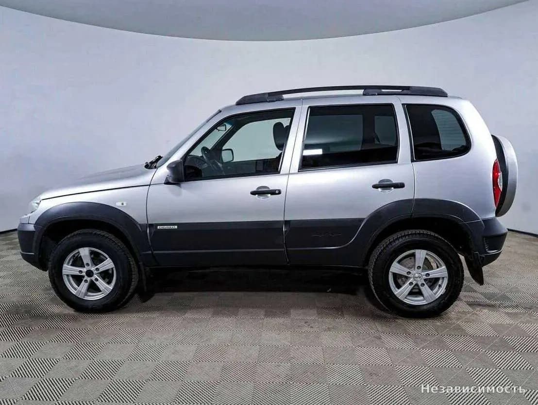 Chevrolet Niva 2017 с пробегом — фото 8