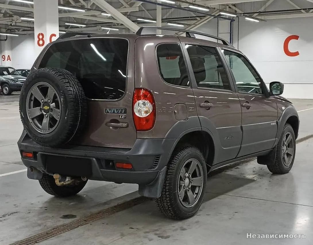 Chevrolet Niva 2018 с пробегом — фото 5