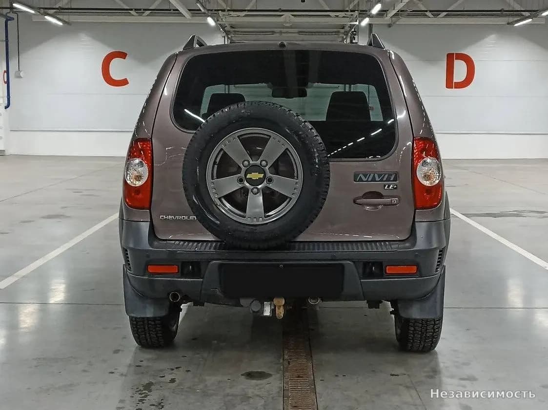 Chevrolet Niva 2018 с пробегом — фото 6