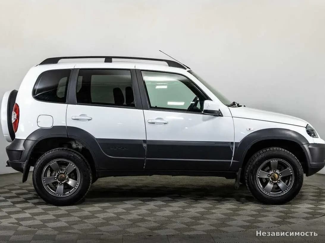 Chevrolet Niva 2018 с пробегом — фото 5