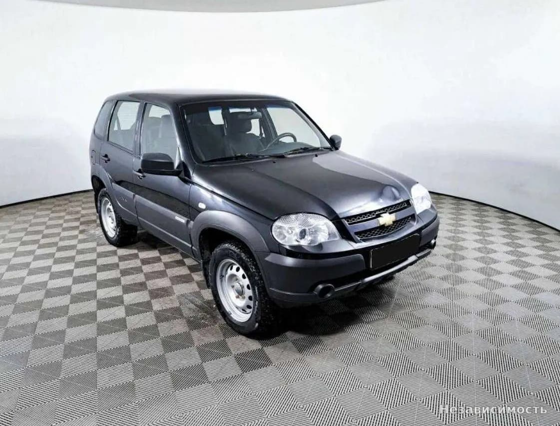 Chevrolet Niva 2018 с пробегом — фото 3